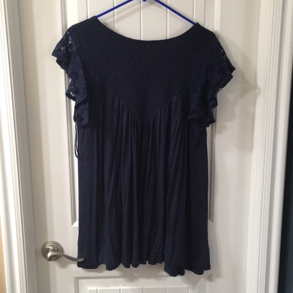 Shirt - Picture 2 of 5